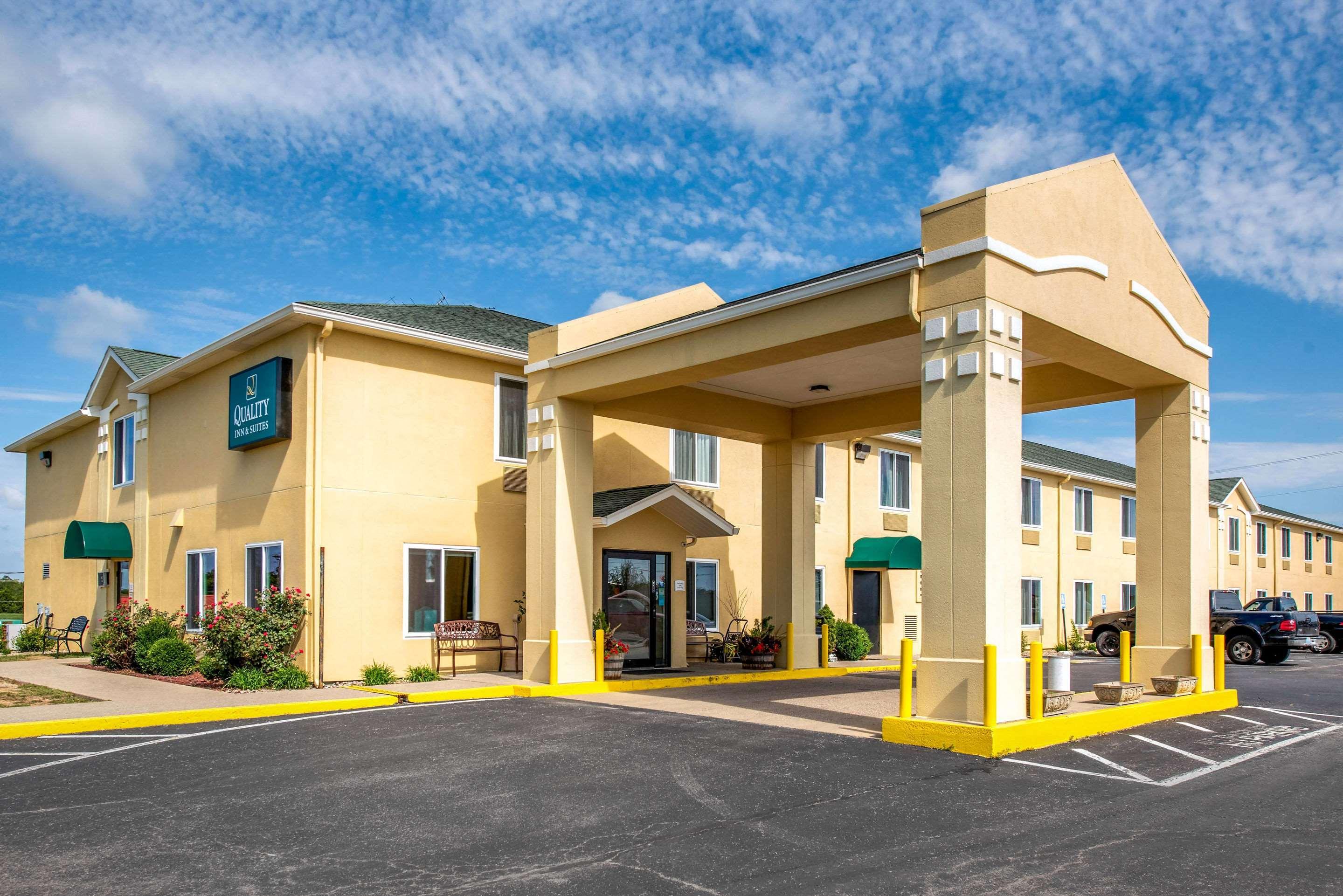 Quality Inn & Suites Brandenburg - Fort Knox Exterior foto