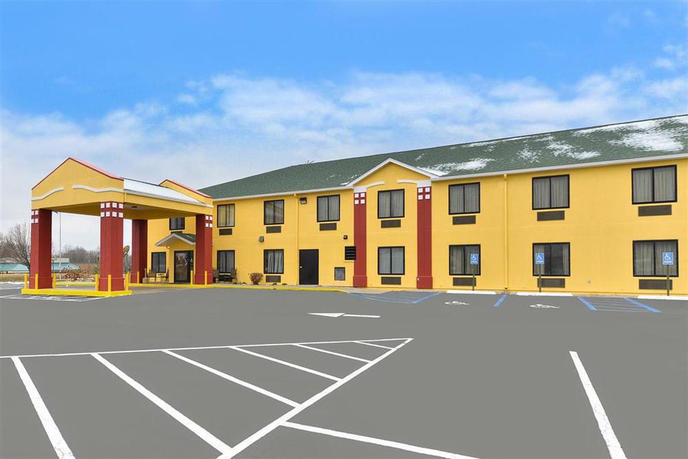 Quality Inn & Suites Brandenburg - Fort Knox Exterior foto