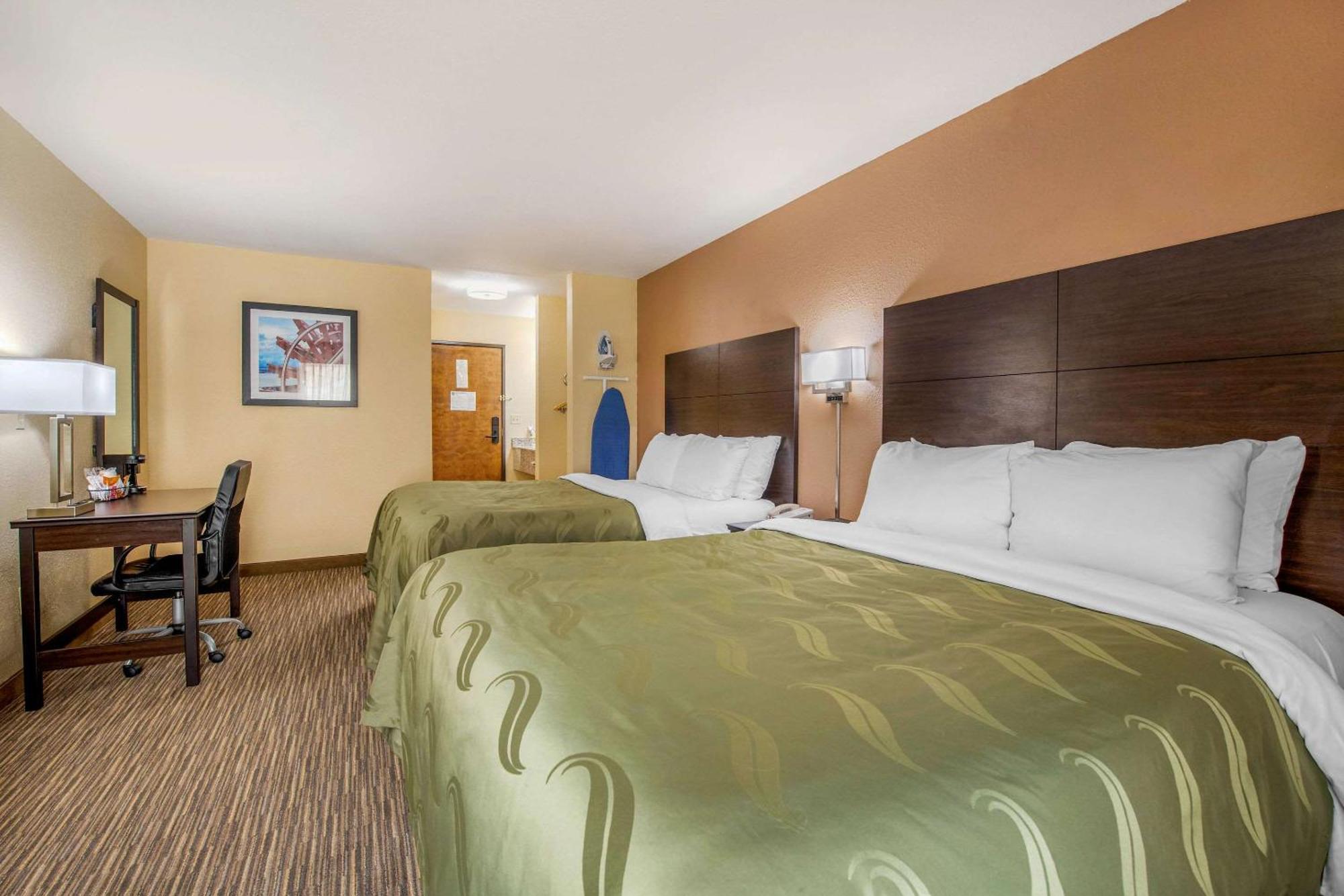 Quality Inn & Suites Brandenburg - Fort Knox Exterior foto