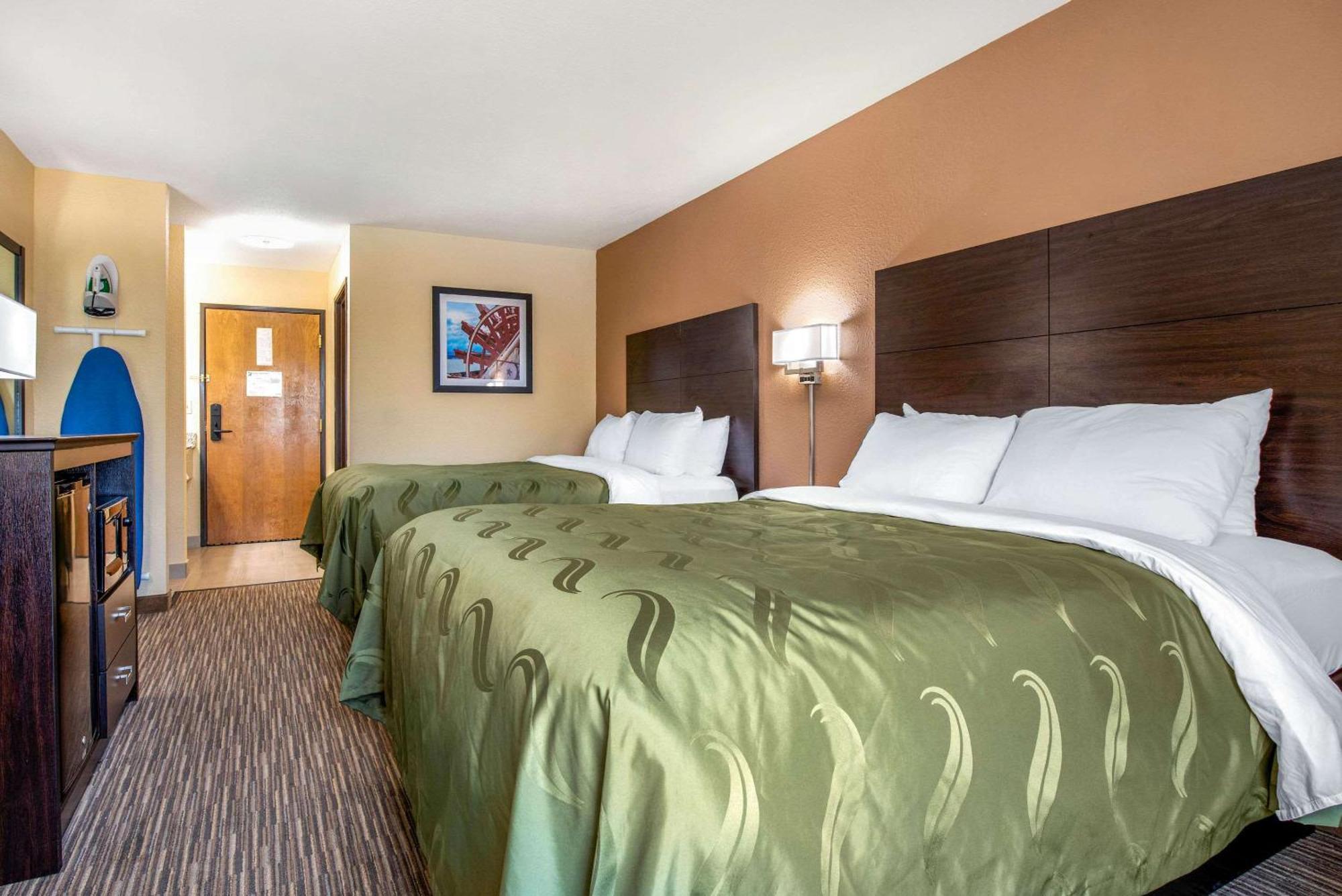 Quality Inn & Suites Brandenburg - Fort Knox Exterior foto