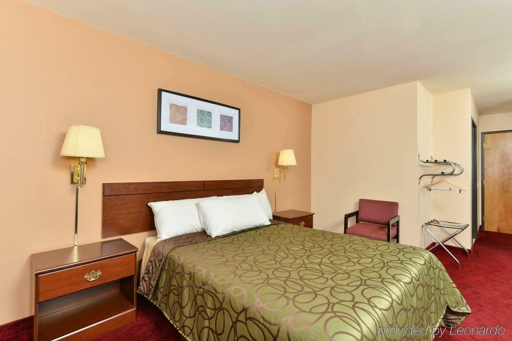 Quality Inn & Suites Brandenburg - Fort Knox Exterior foto
